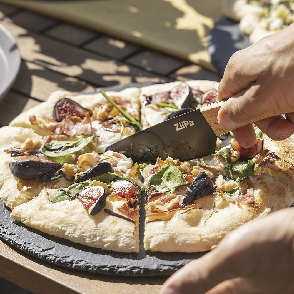 couteau-a-pizza-avec-roulette-aquino_33431dbc-da8c-4901-a5a4-5cc044eaf6bf
