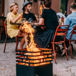 braseros-cube-ambiance-amis-exterieur